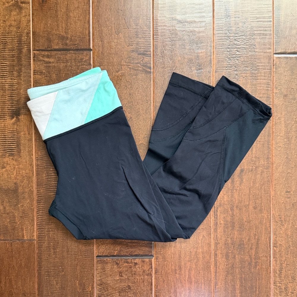 Lululemon Inspire Crop Leggings, 6
